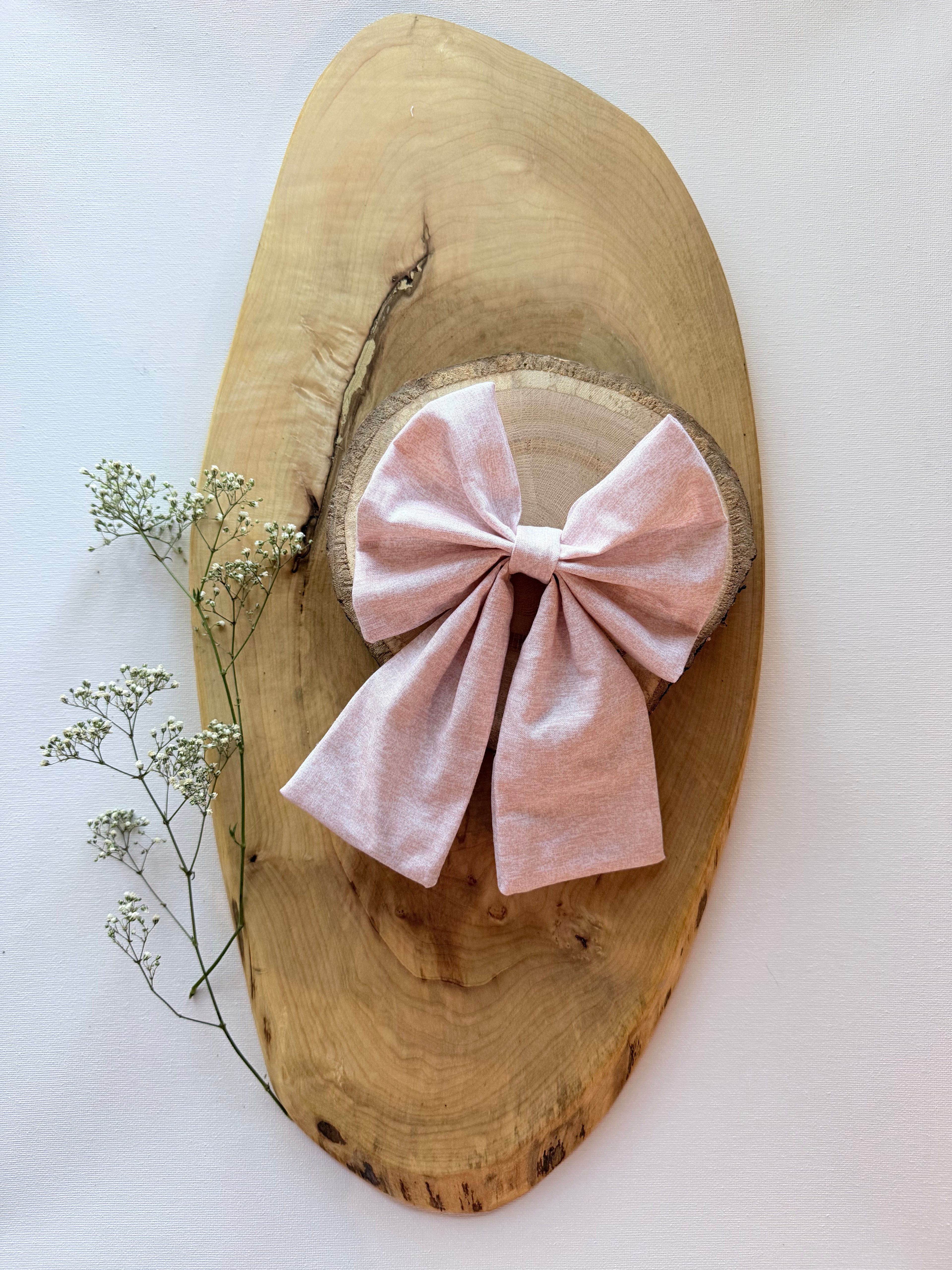 The Raeleigh Bow